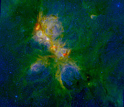 Der Katzenpfotennebel NGC 6334 im infraroten Licht