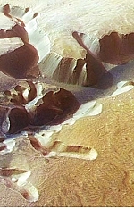 Marstal Echus Chasma